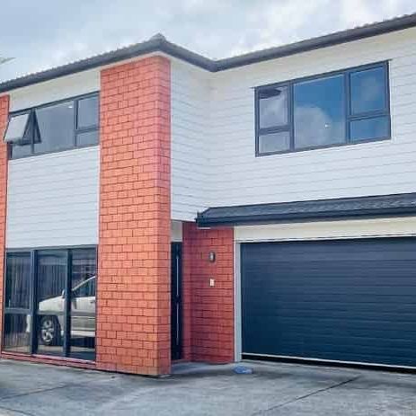 3 bedrooms with 3 bathrooms - Photo 1