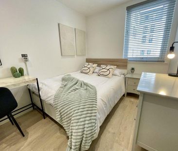 1 bedroom in a house share to rent - Photo 5