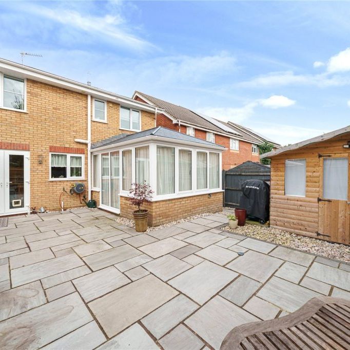 3 Bedroom House - Radleigh Gardens, Totton - Photo 1