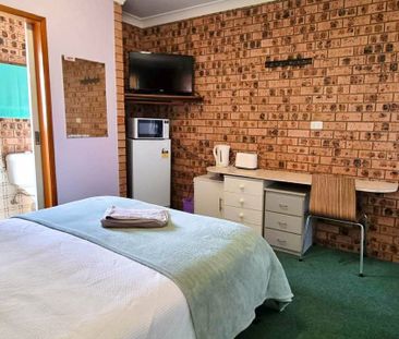 Transitional Housing For Youth - ROOMS AVAILABLE NOW!! - Photo 6