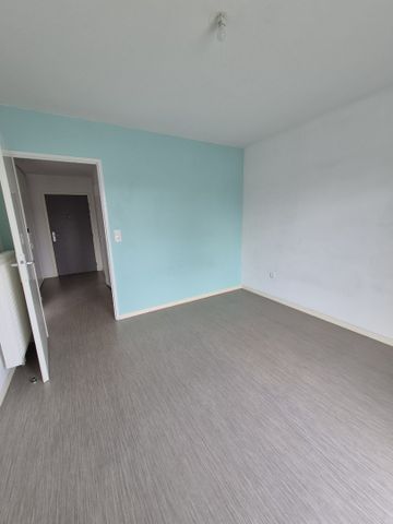 Location Appartement 2 pièces 45m² VALENCIENNES 59300 - Photo 2