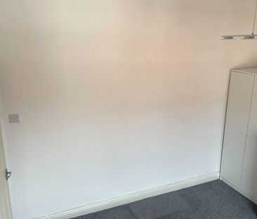 Room in a Shared House, Roslin Street, M11 - Photo 3