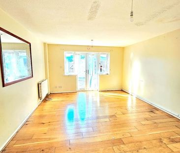 2 Bed Semi-Detached House, Macarthur Close, E7 - Photo 1
