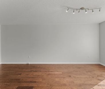 For Lease - 879 Willingdon Crescent, Milton, Ontario - Photo 4