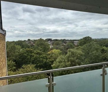 Wickliffe Avenue, London, N3 - Photo 3