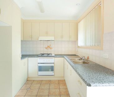 Effortless living in a prime location - Photo 4