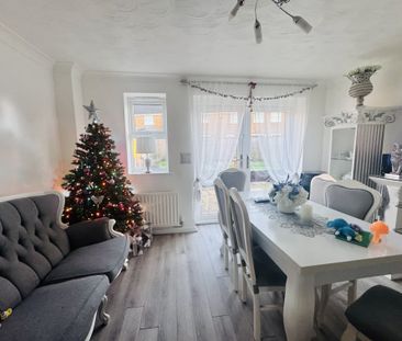 Coldbeck Drive, Bradford, Buttershaw - Photo 1