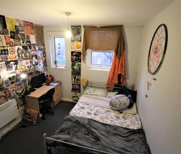 3 bedroom apartment to rent - Photo 5