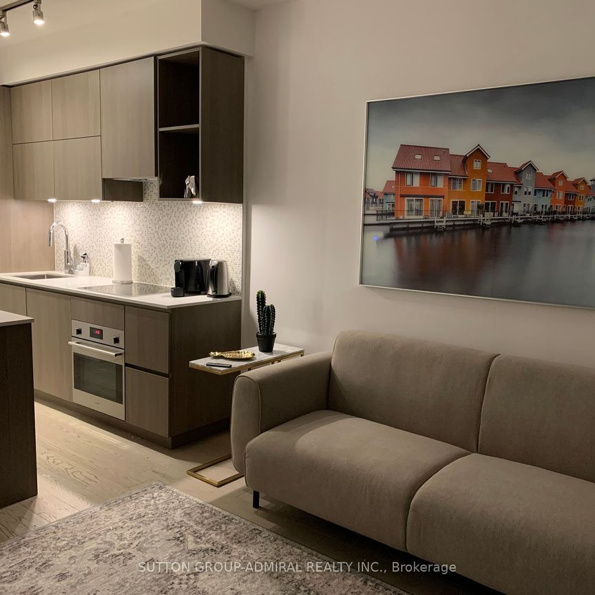 For Lease - 1 Yorkville Avenue Unit# 2203, Toronto, Ontario - Photo 1