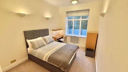 William Court, Hall Road, St Johns Wood, NW8 - Photo 3