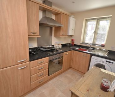 3 bed Semi-Detached House for Rent - Photo 5