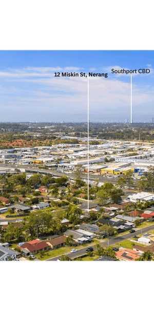 Convenient Living in the Heart of Nerang! - Photo 2