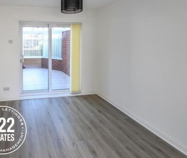 Ladycroft Close - Warrington - WA1 - Photo 1