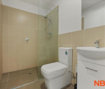 Charming Two Bedroom Apartment in Gungahlin - Photo 6