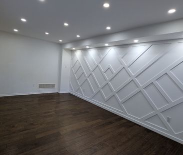 For Lease - 5 Faris Street Unit# MAIN & UPPER, Bradford West Gwilli... - Photo 1