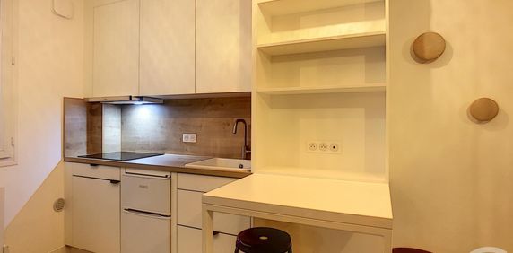 Location Appartement 1 pièce 24m² TROYES 10000 - Photo 2