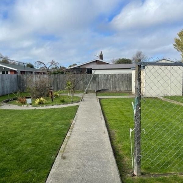 48 Cavendish Road, Christchurch - Photo 1