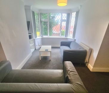 6 Bed - 16 Winston Mount, Headingley, Leeds - LS6 3JY - Student - Photo 1