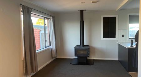 Family Home in Tinwald - Photo 2