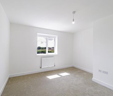 4 bedroom detached house to rent - Photo 5