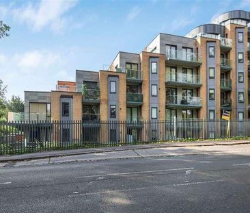 Riverside View, Berkeley Avenue, Reading, RG1 - Photo 4