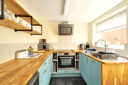 1 bedroom terraced house to rent - Photo 4