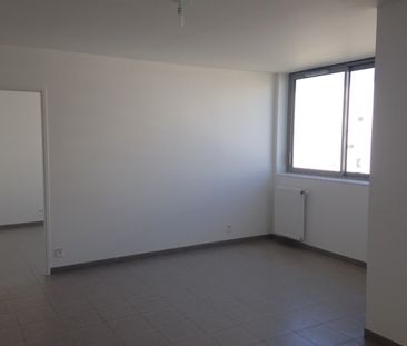 Location Appartement 2 pièces 45m² - Photo 1