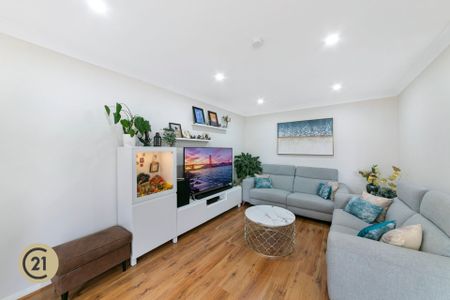 Sensational Location &vert; Minutes to Cherrybrook Metro - Photo 2