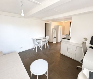 Charming 2.5 room apartment with private garden in Porrentruy rare opportunity - Photo 1