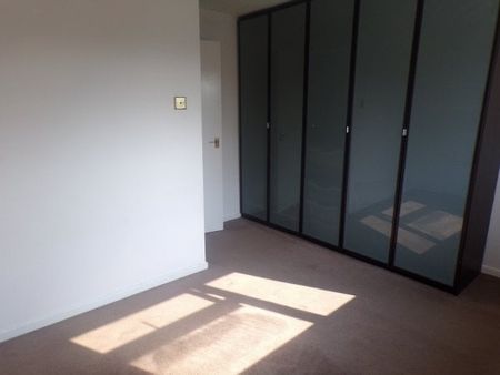 Haldene, Two Mile Ash - Photo 2