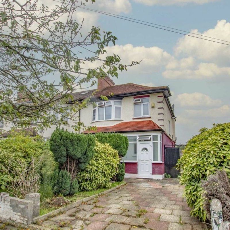 Sandbourne Avenue, Wimbledon, SW19 - Photo 1