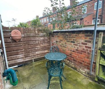 2 bedroom house to rent - Photo 1