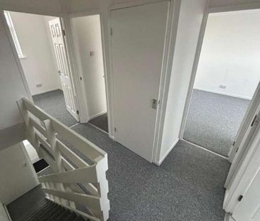 Pensford Drive, Eastbourne, BN23 - Photo 3