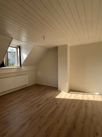 Grand logement de 5.5pcs à louer à Courtedoux ! 1er loyer net offert ! - Photo 3