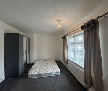 Fitzstephen Road Dagenham RM8, Property for rent - Photo 3