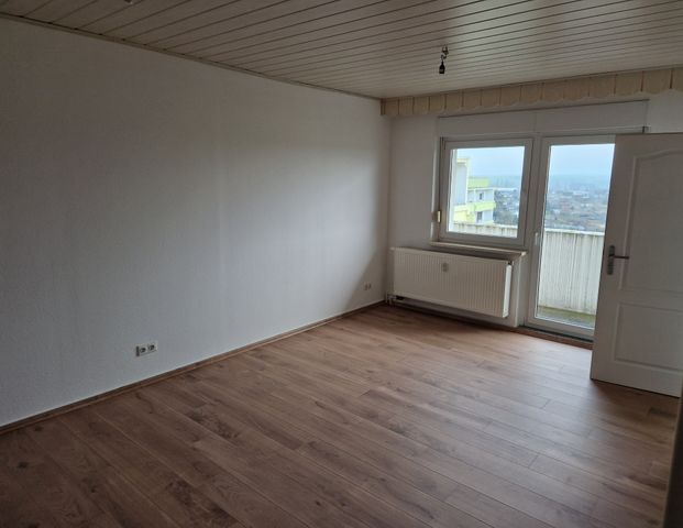 Gemütliche 1-RW mit Balkon und Stellplatz in Teutschenthal zu vermieten! - Foto 1