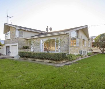 Best location in Hamilton!! - Photo 5