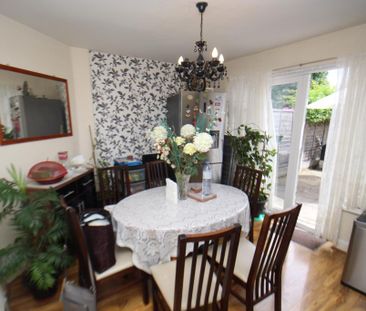 3 bedroom terraced house to rent - Photo 3