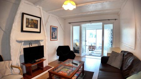 4 bedroom terraced house to rent - Photo 3