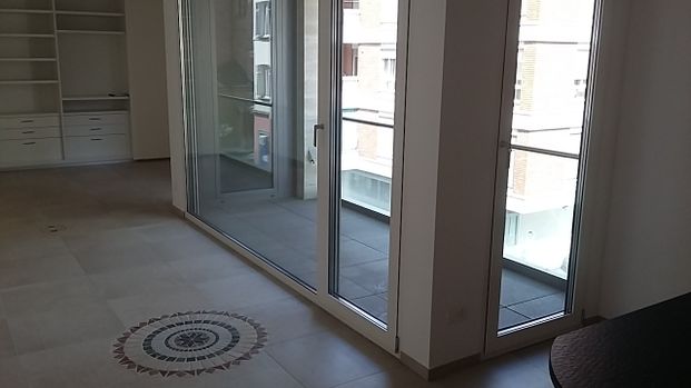 Lugano, via Maderno 23, grande appartamento 2.5 locali - Photo 1