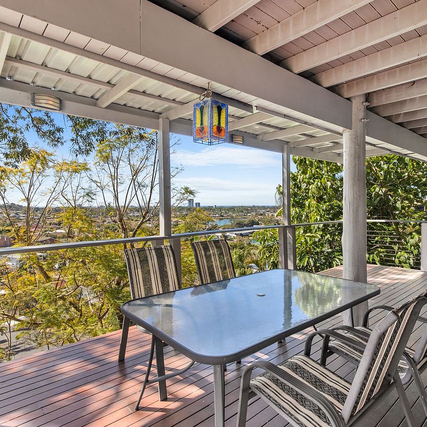 9 Radiata Court, Elanora, Elanora. - Photo 1