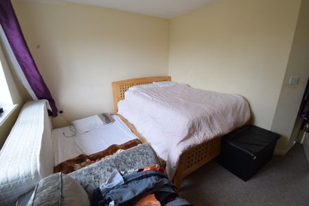 3 bed detached house to rent in Thistle Close, Norwich, NR5 - Photo 2