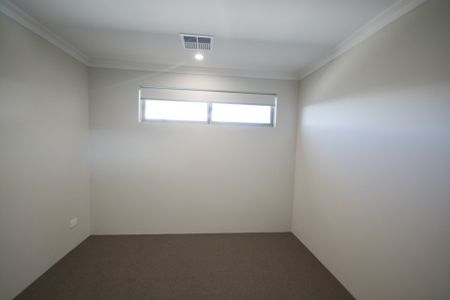 Brand New Two Bedroom Dual Living Property! - Photo 2