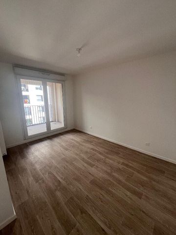 location Appartement T4 DE 75.9m² À BOBIGNY - Photo 4