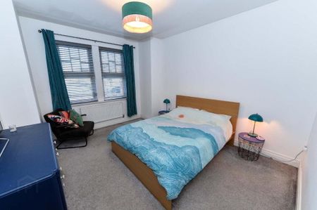 9 Castlegowan Place, Belfast, BT5 7WH - Photo 5