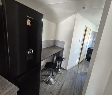 1 Bed Flat, Upwell St, S4 - Photo 4
