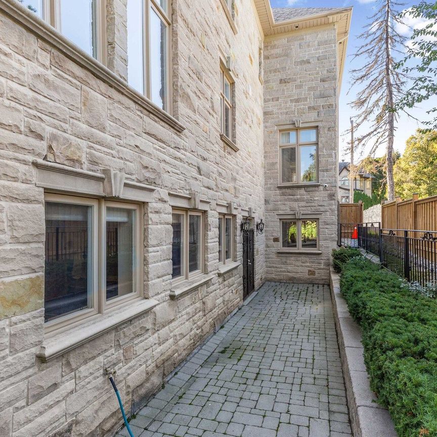 For Lease - 25 Dempsey Crescent, Toronto, Ontario - Photo 1