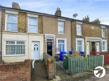 2 bedroom terraced house to rent - Photo 2