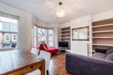 3 bedroom flat to rent - Photo 2