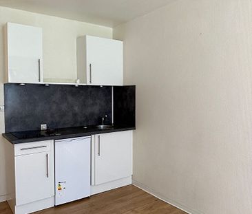 Location Appartement 1 pièce 19m² - Photo 3